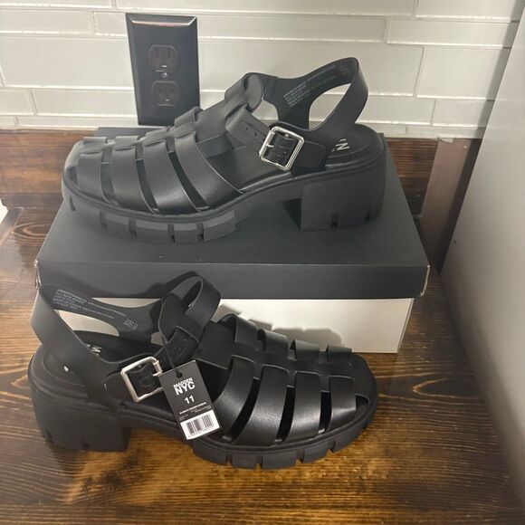 Madden NYC Black Fisherman Heeled Sandals Size 11 - Picture 1 of 6